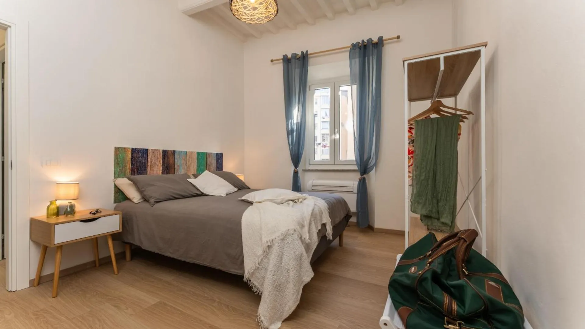 Breezy Sunset Apartment Livorno